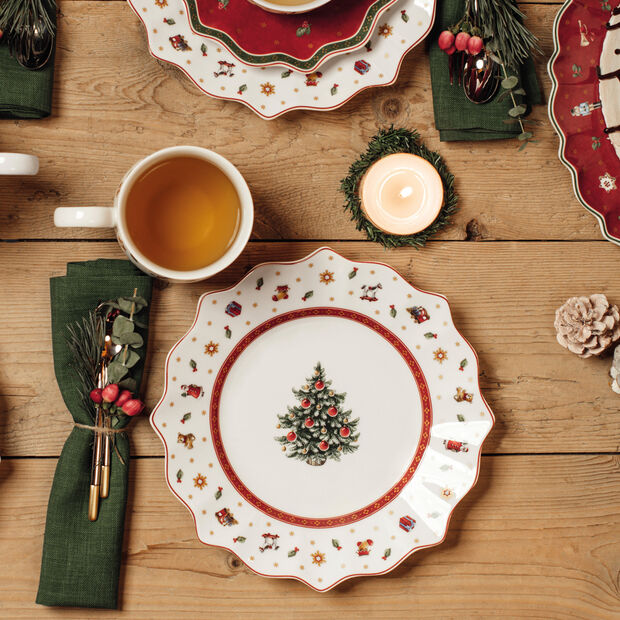 Toy's Delight breakfast plate white