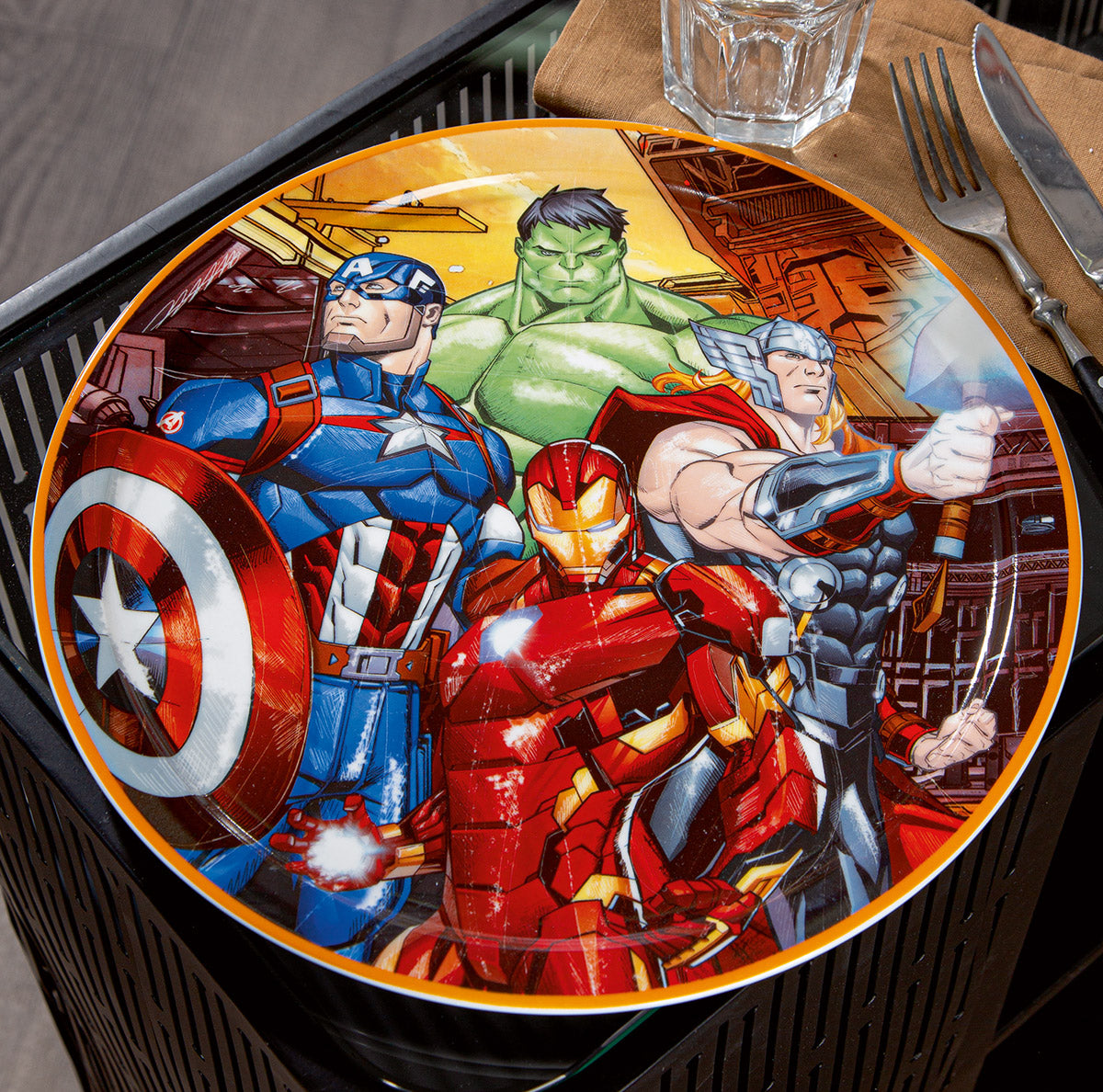Teller 31cm Marvel Avengers
