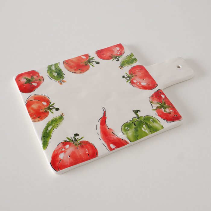 Tomaty cutting board