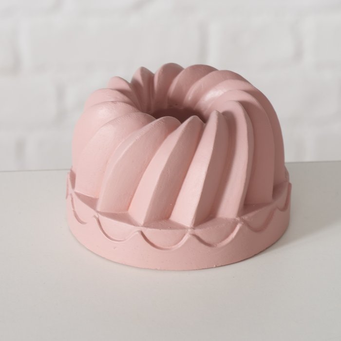 Caky candlesticks, 6 assorted.