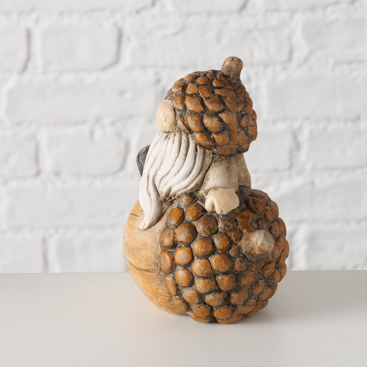 decorative stand gnome Sherrie 