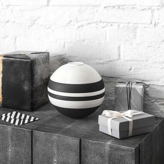 La Boule noir et blanc 