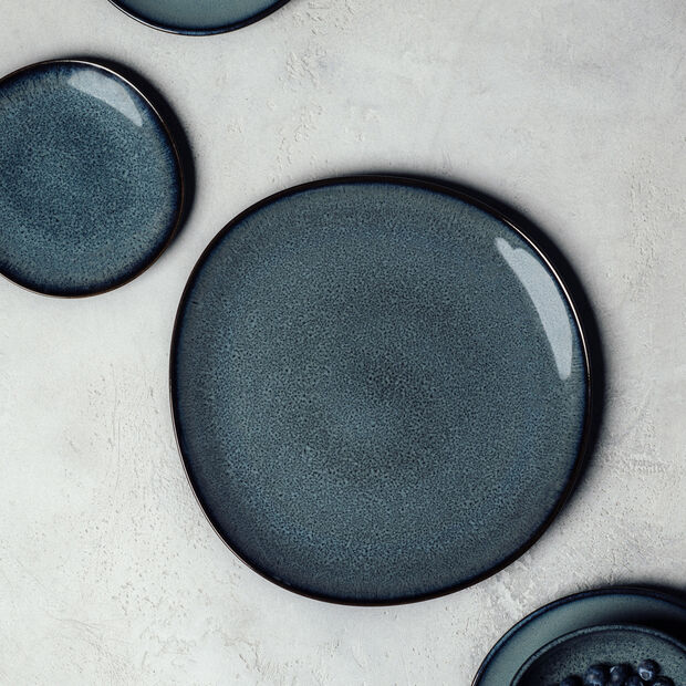 Lave gris serving plate 